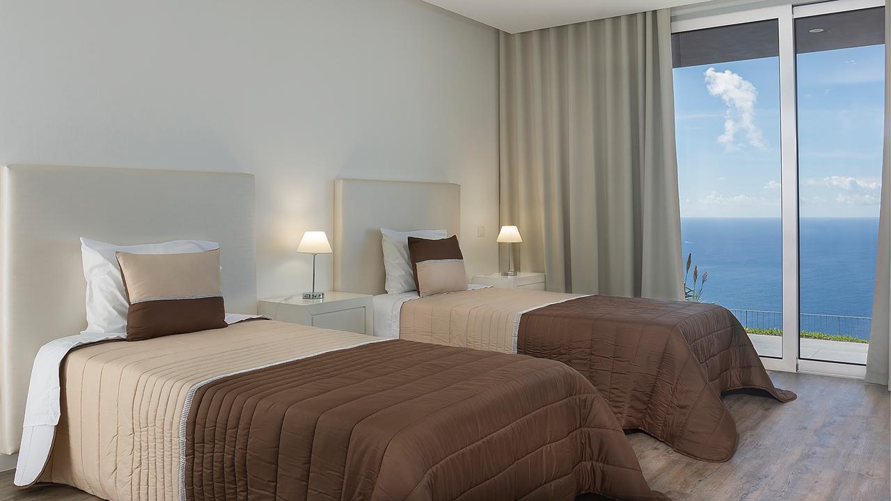 Ourmadeira - Cliffscape, Panoramic Seaviews Villa Estreito Da Calheta
