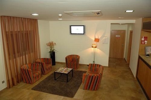 Albergaria Borges Hotel 3*