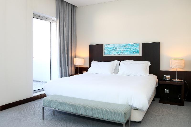 Hotel Praia Hotel 4*