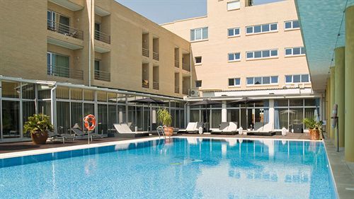 Hotel De Plaza &