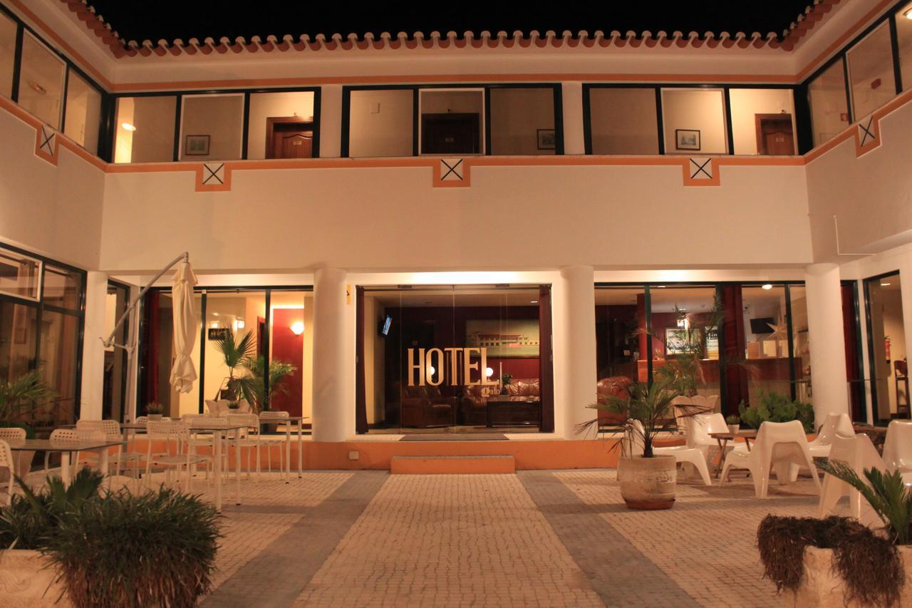 O Gato & Hotel