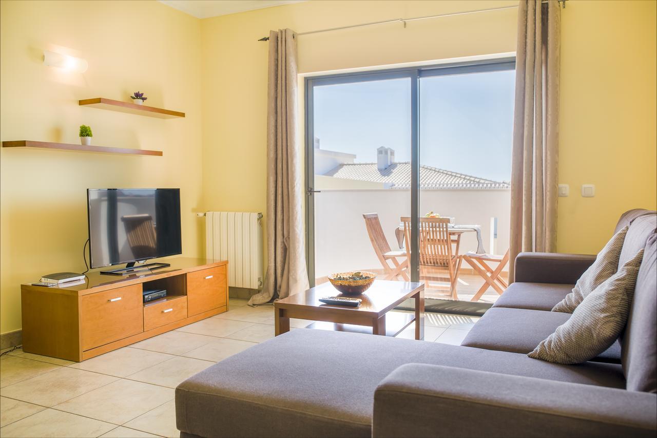 A07 - Seaview And Pool Luxury * Lagos
