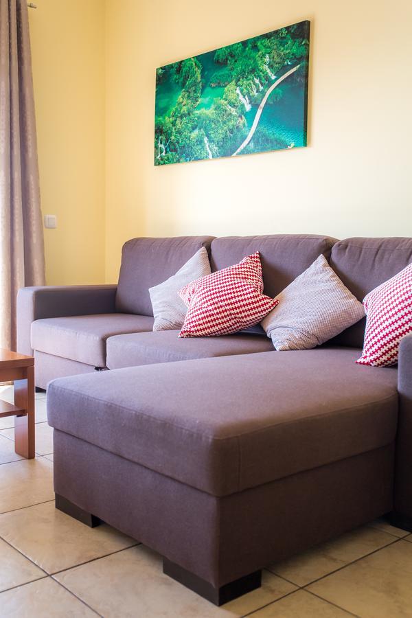 A07 - Seaview And Pool Luxury Lagos