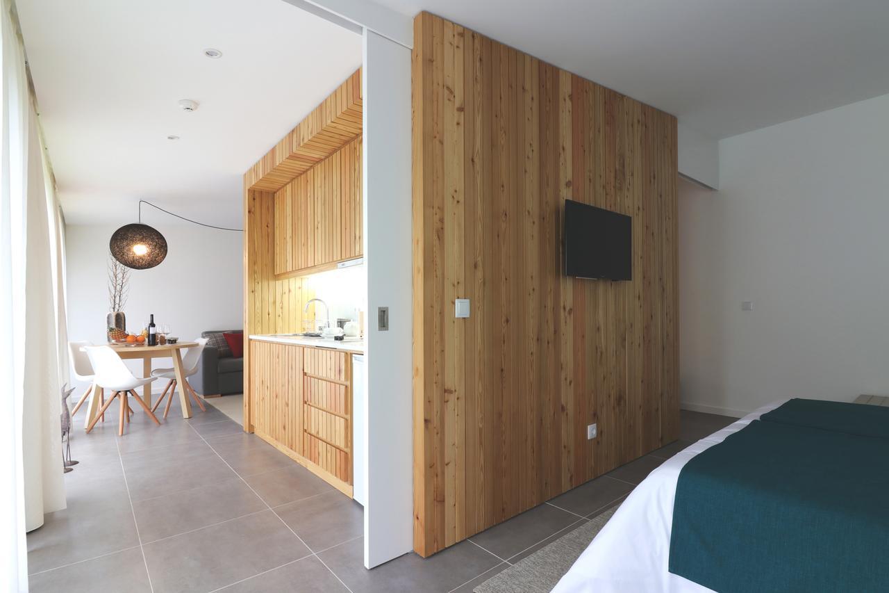 World's Nests Furnas Pods Village 4*