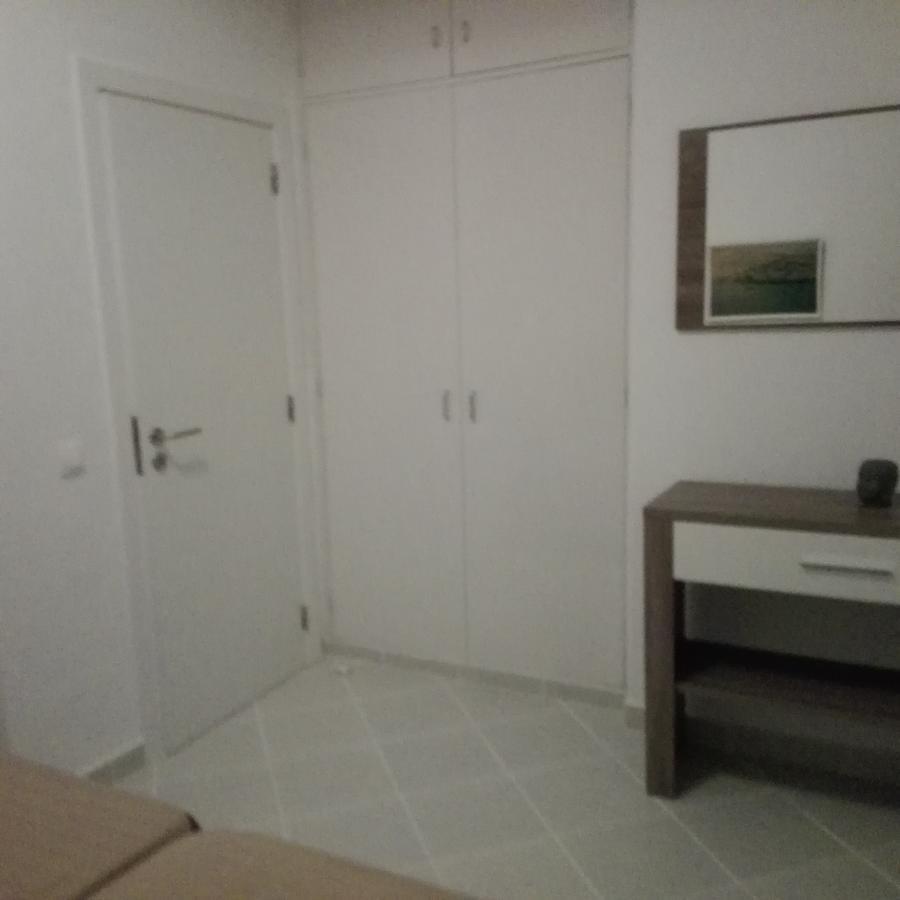 Beach Apartment *