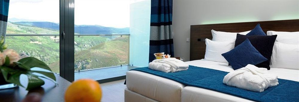 Agua Hotel