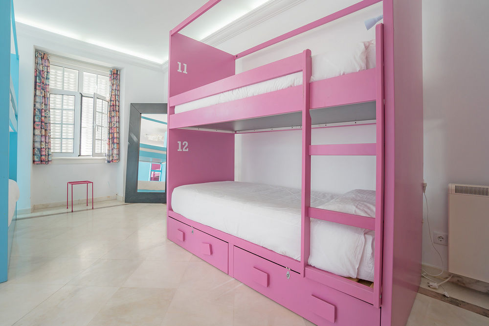 Blue Boutique & Suites Hostel
