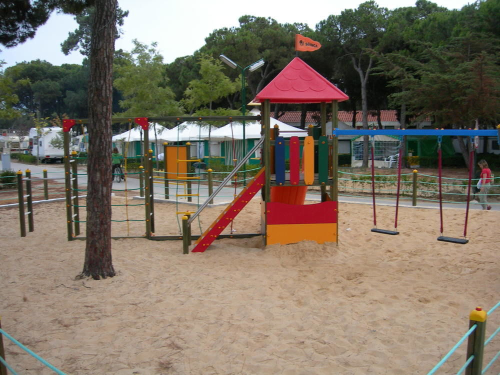 Campsite Parque De Campismo Orbitur Costa De Caparica 3*