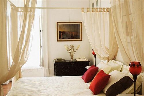 Roses Village 4*