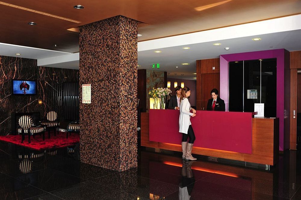 Axis Porto Business & Hotel