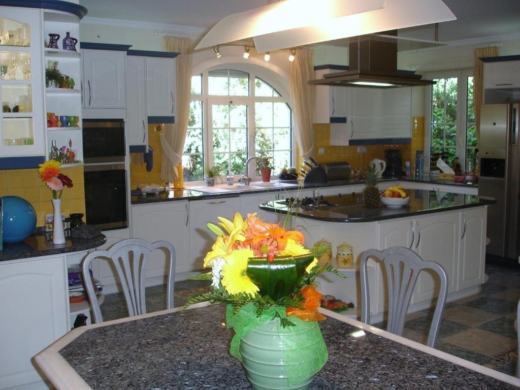 Oasis Guest house 3*