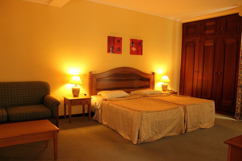 Santa Cruz Village Hotel 4*