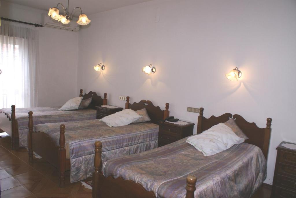 Primavera Hotel 2*