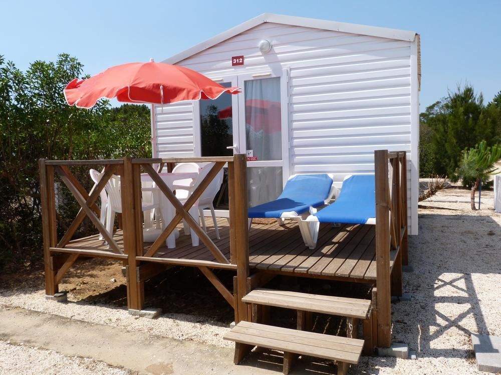Parque De Campismo Orbitur Campsite