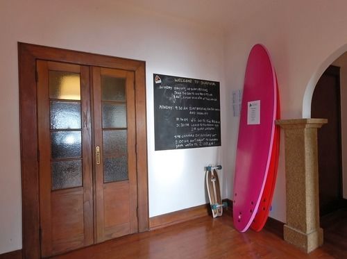 Surfivor Surf Hostal Oporto
