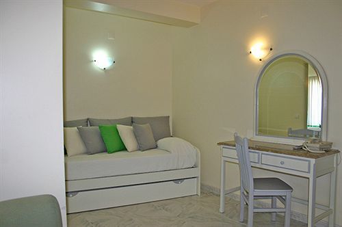 Hotel Wot Algarve 2*