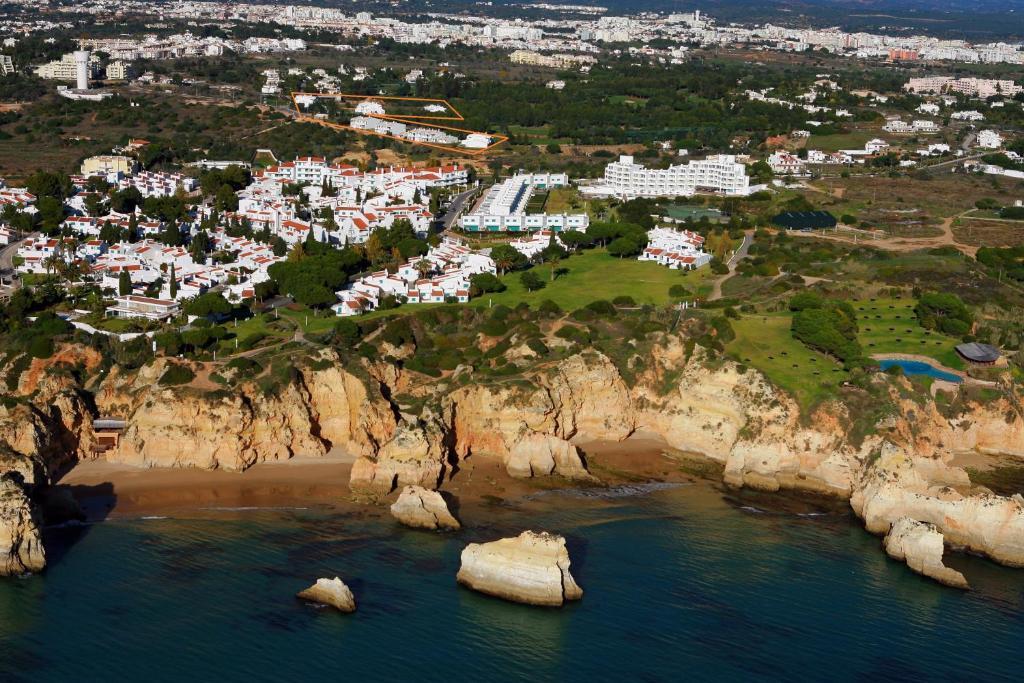 Alto Fairways Aparthotel