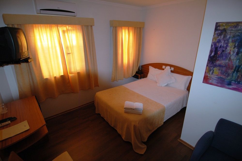 Albergaria Pedra D'ouro Guest house