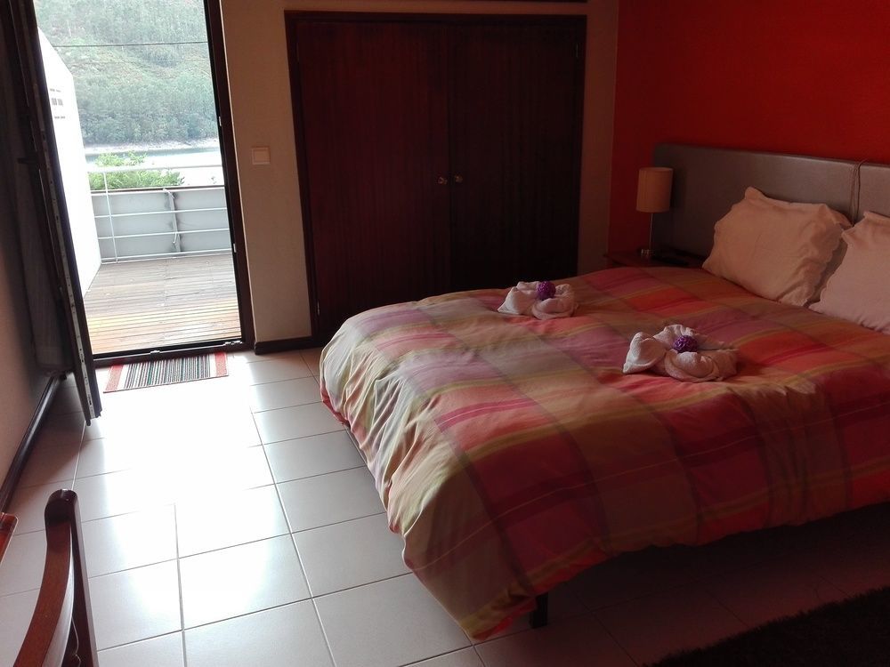 Cantinho Oliveiras Guest house Geres
