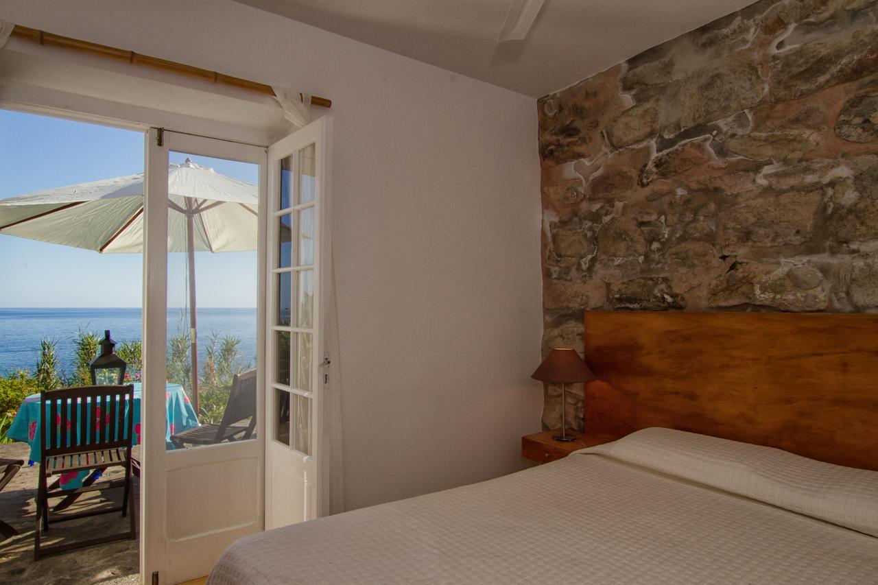 Casa De Pedra Country house *