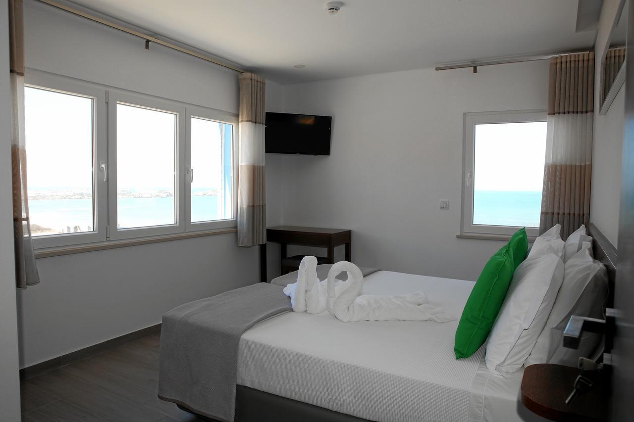 4 Surf Ii Bed and breakfast *