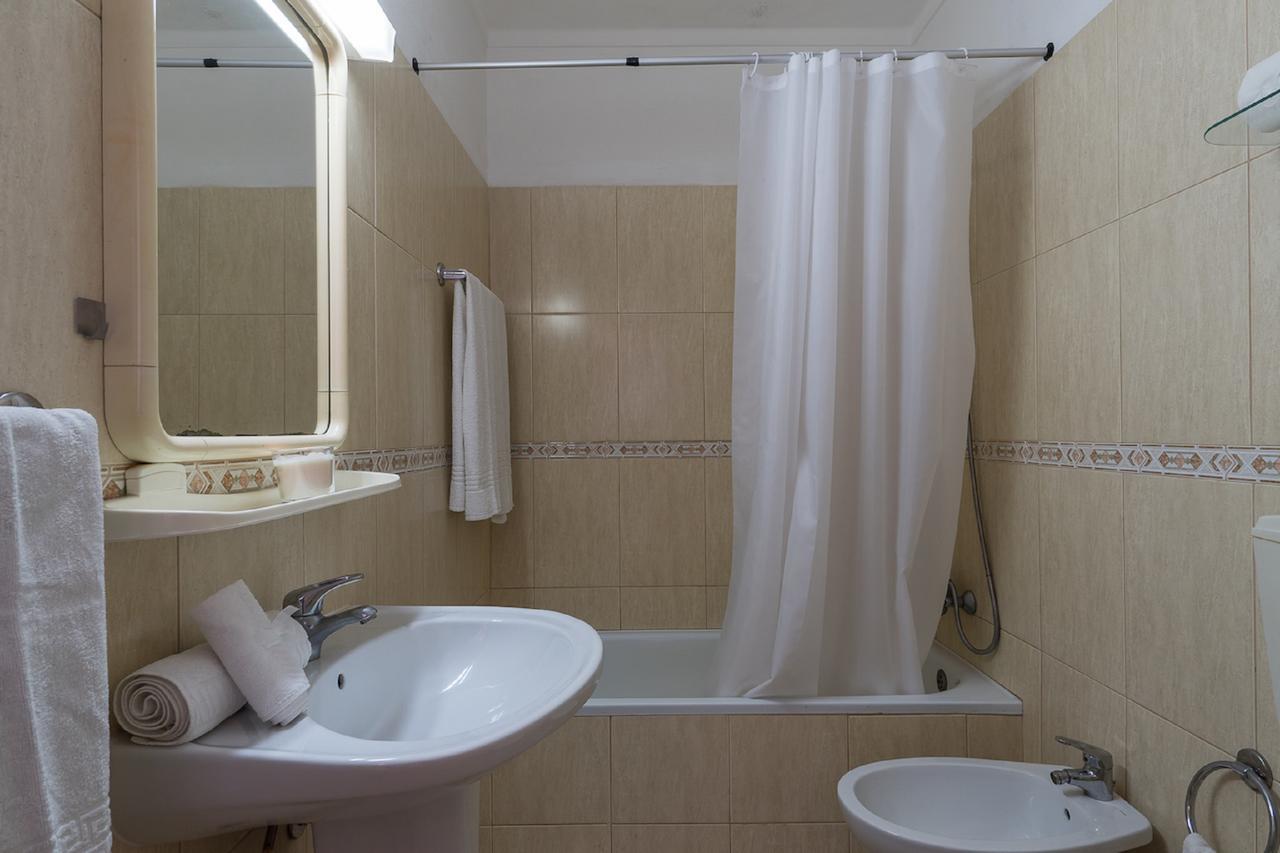 Akisol Quarteira Ocean Apartment