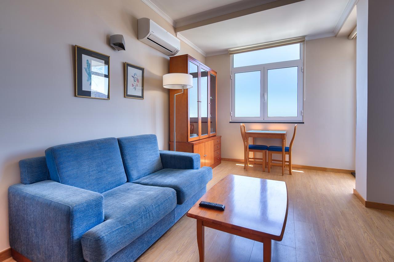 Duas Torres Top Floor Apartment Funchal (Madeira)