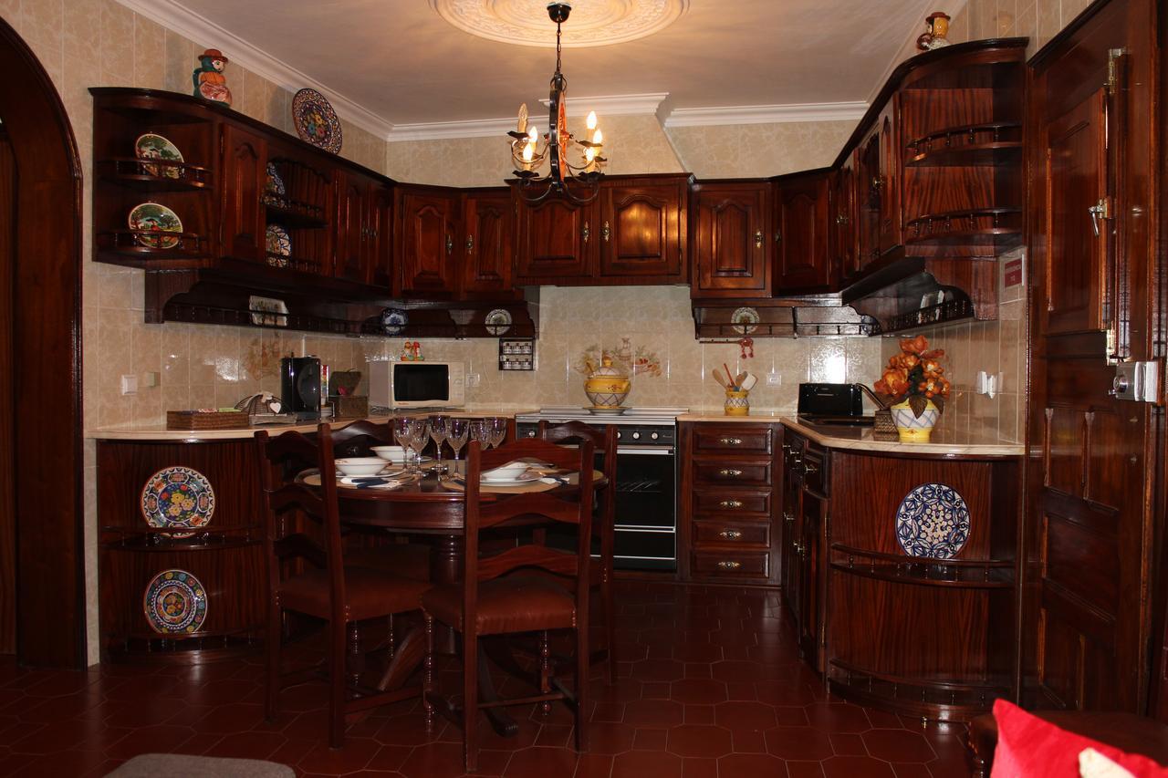 Casa Da Tia Bina Apartment *