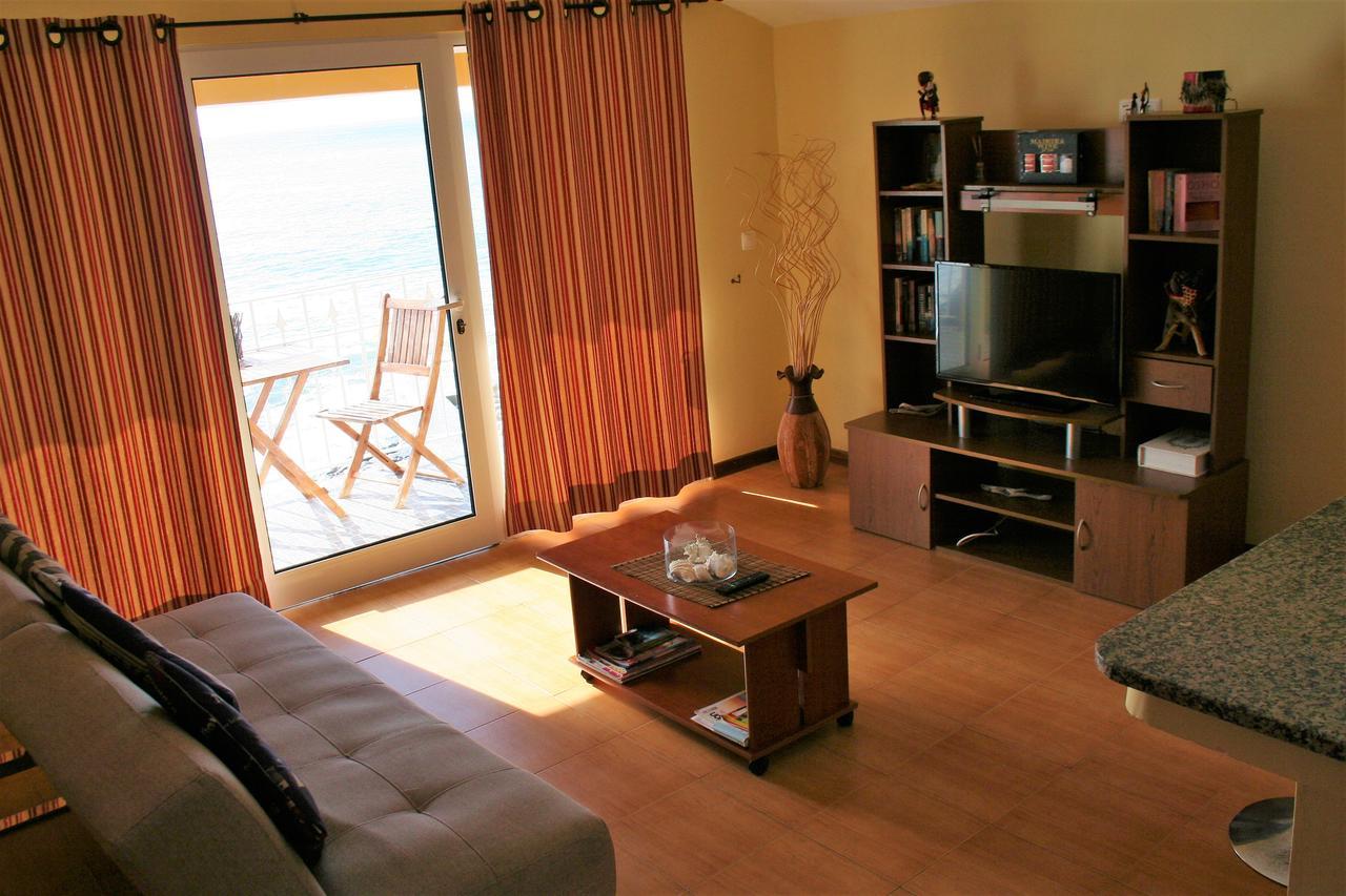One Maktub Apartment