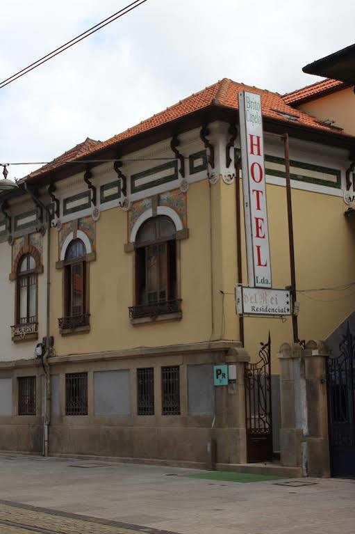 D' El Rei 3*