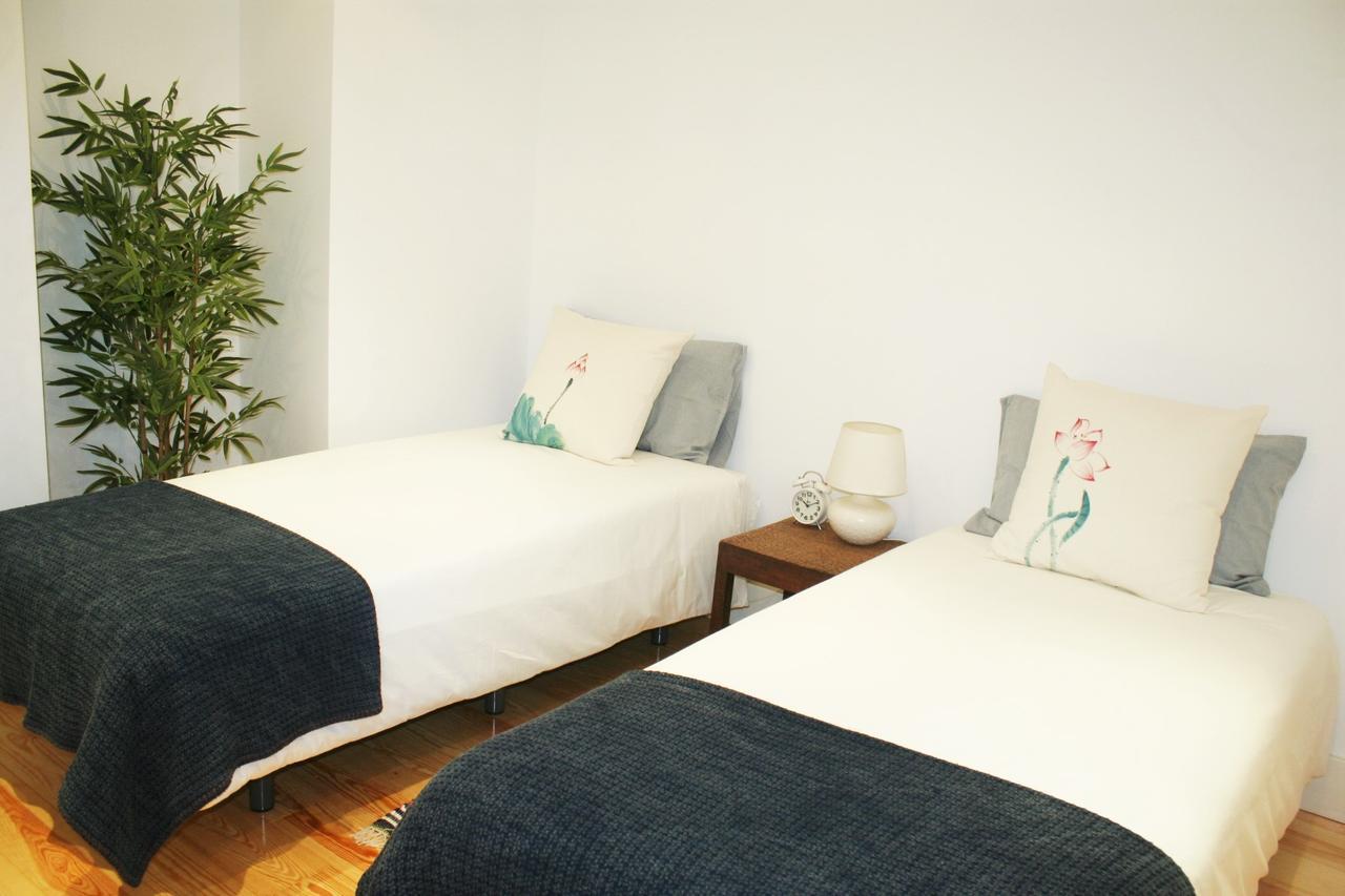 Apartment Charming 5 Min Walk Estoril