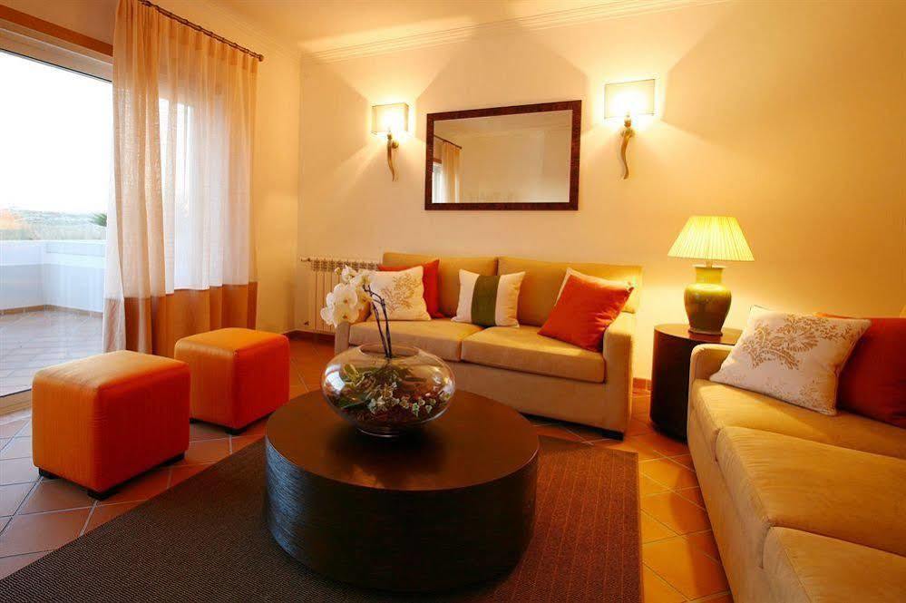 Del Rey Residences 4*