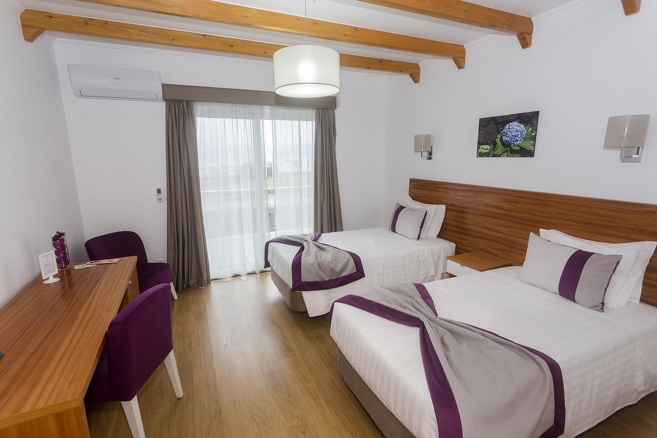Barca Hotel Madalena (Azores)
