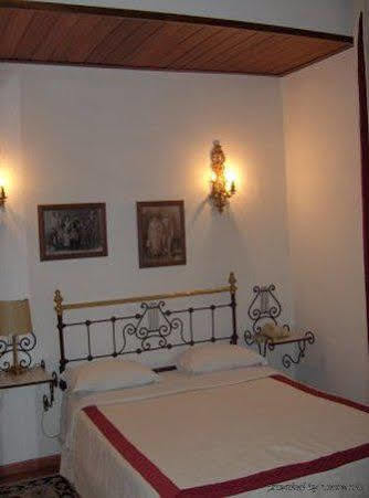 Solar De Monfalim Hotel 2*