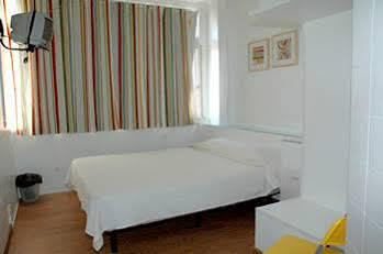 Guest house Residencial Jardim Da Amadora
