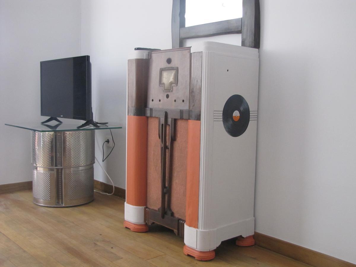 Modern & Recycled Albergue