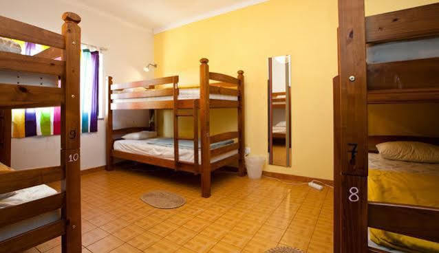 Good Feeling Hostel & Guest House