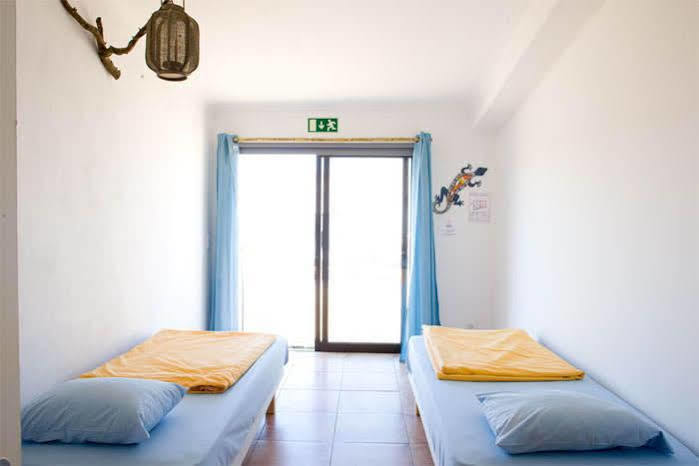 Good Feeling Hostel & Guest House *