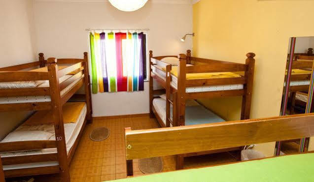 Hostel Good Feeling Hostel & Guest House *