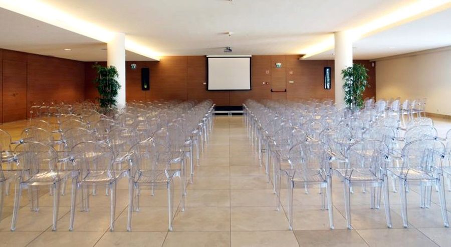 - Hotel, Termas &