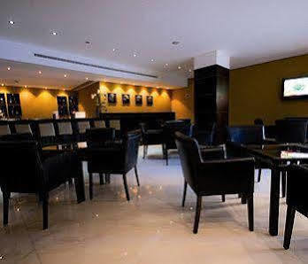 Lux 4*