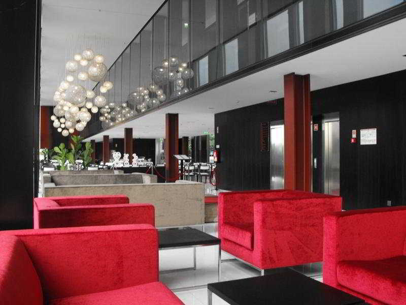 Hotel Axis Viana Business &