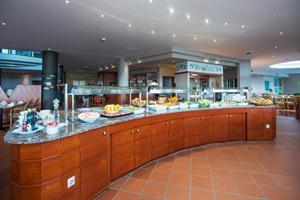 Pestana Gardens Hotel