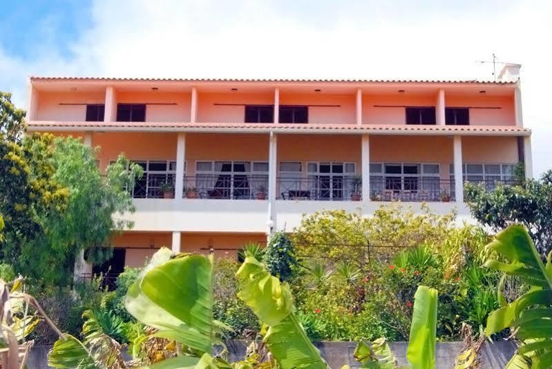 Al Moniz Guest house 3*