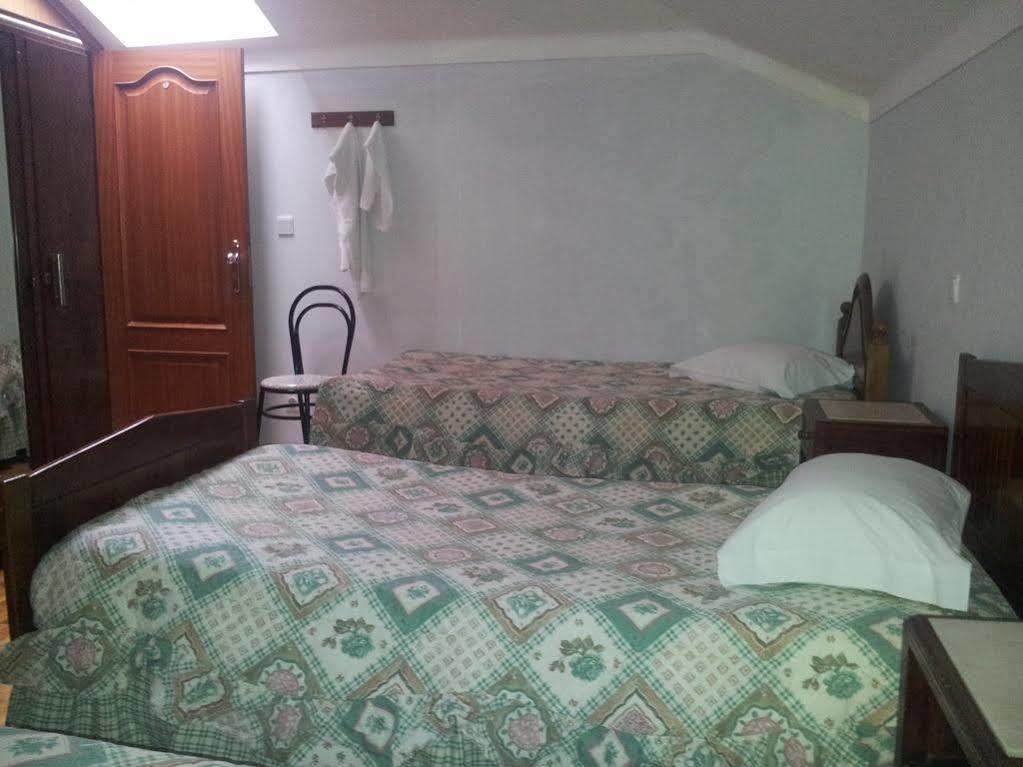 Guest house Hospedaria Srª Do Carmo