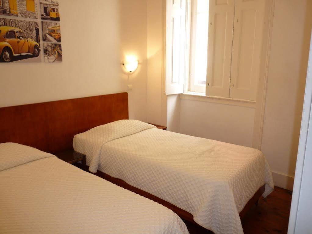 Guest house Casa Londres Estoril