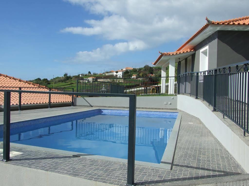 Vakantiehuis Paraiso Flores Estreito Da Calheta