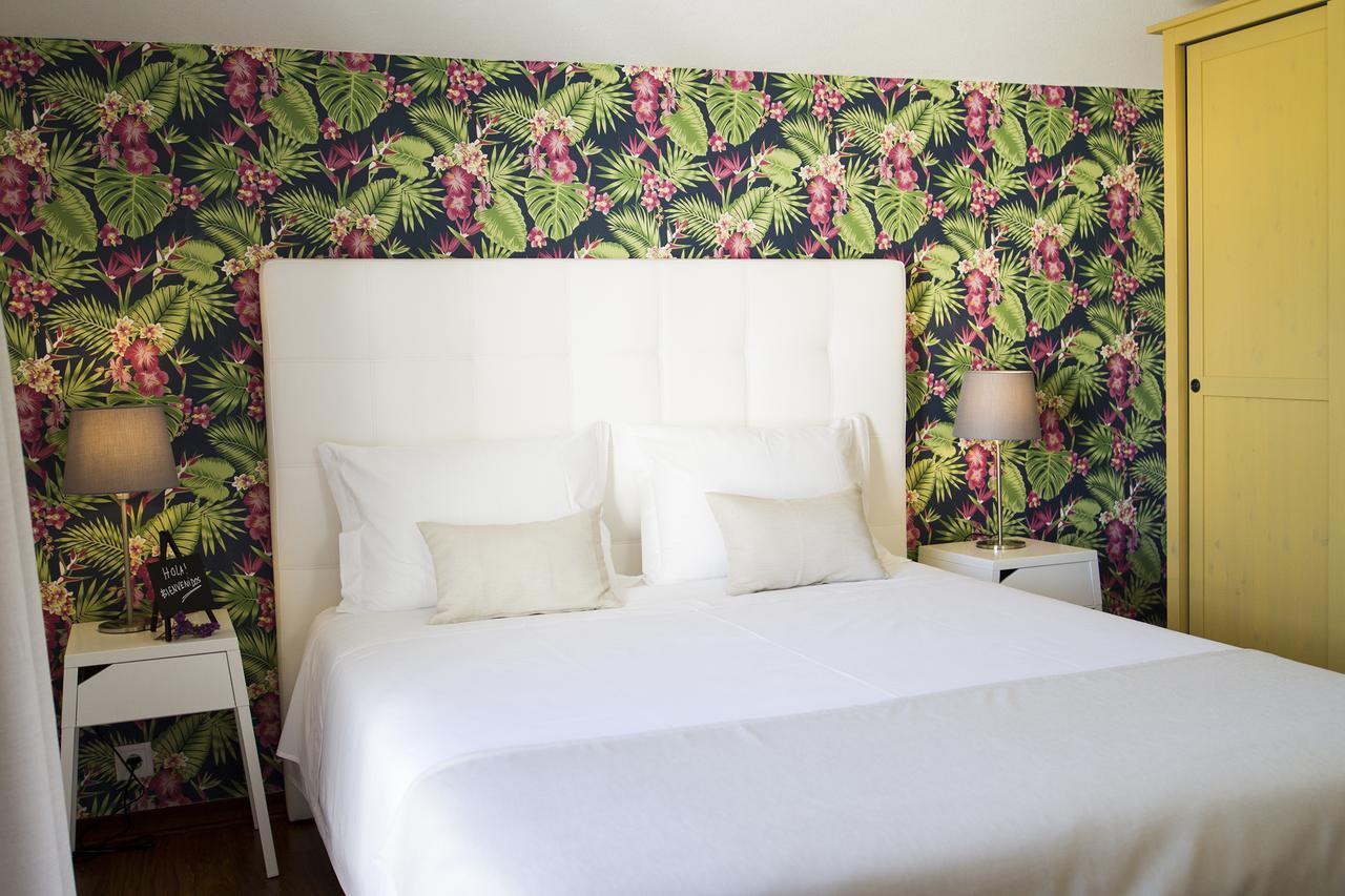 Art 4 Guest house