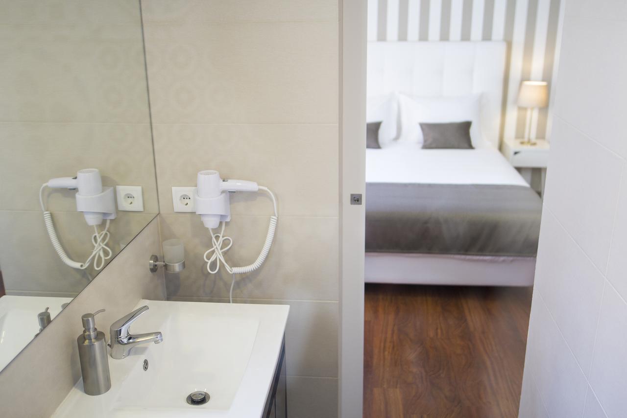 Art 4 Guest house