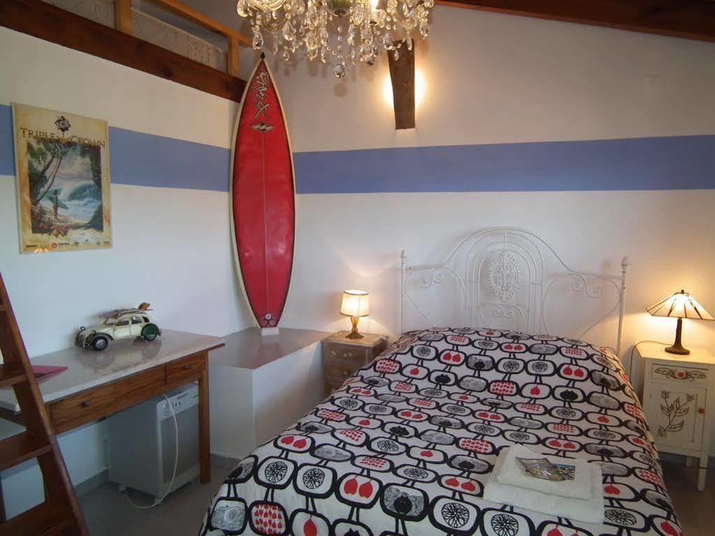 Da Silva Surfcamp Hostal